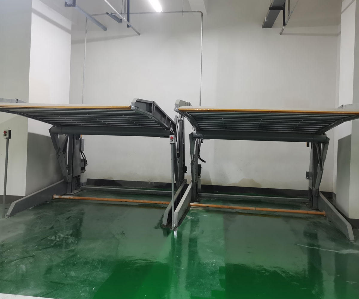 2層升降式機械式立體車庫維保.jpg