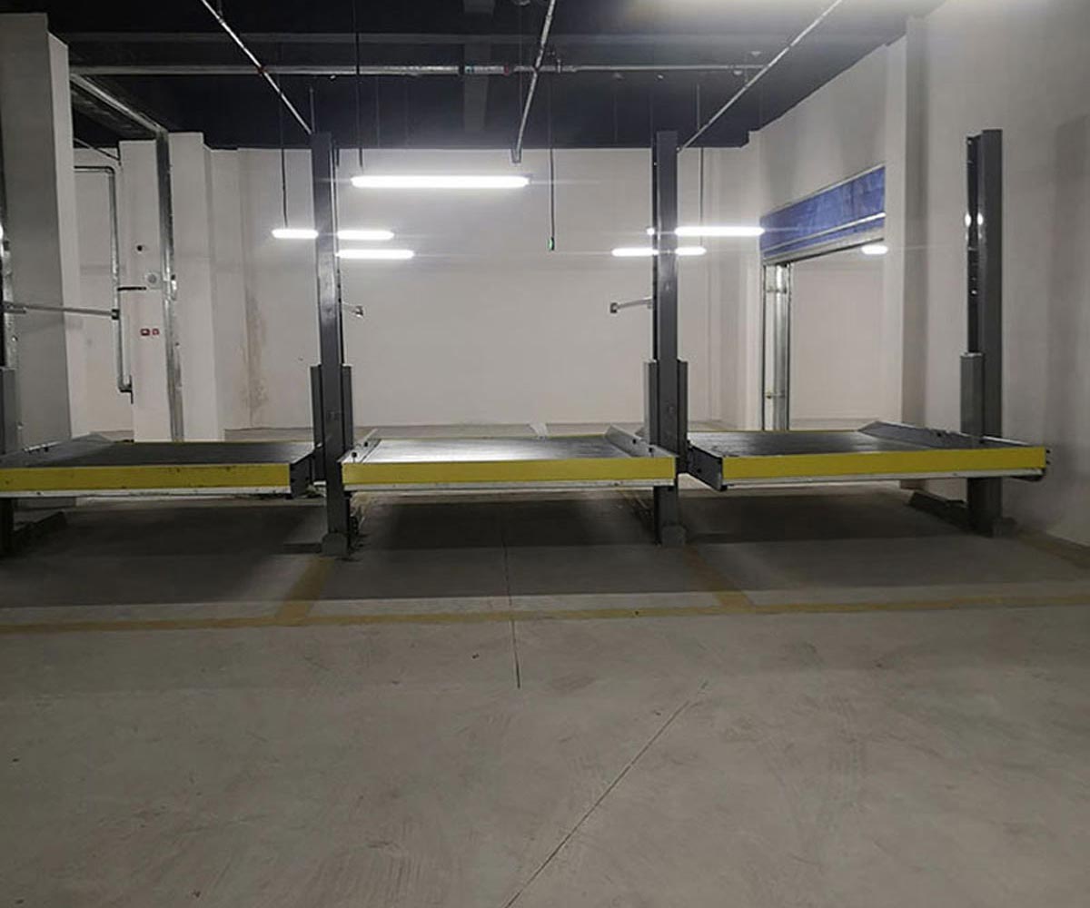 雙柱簡易升降機(jī)械式停車設(shè)備維保.jpg