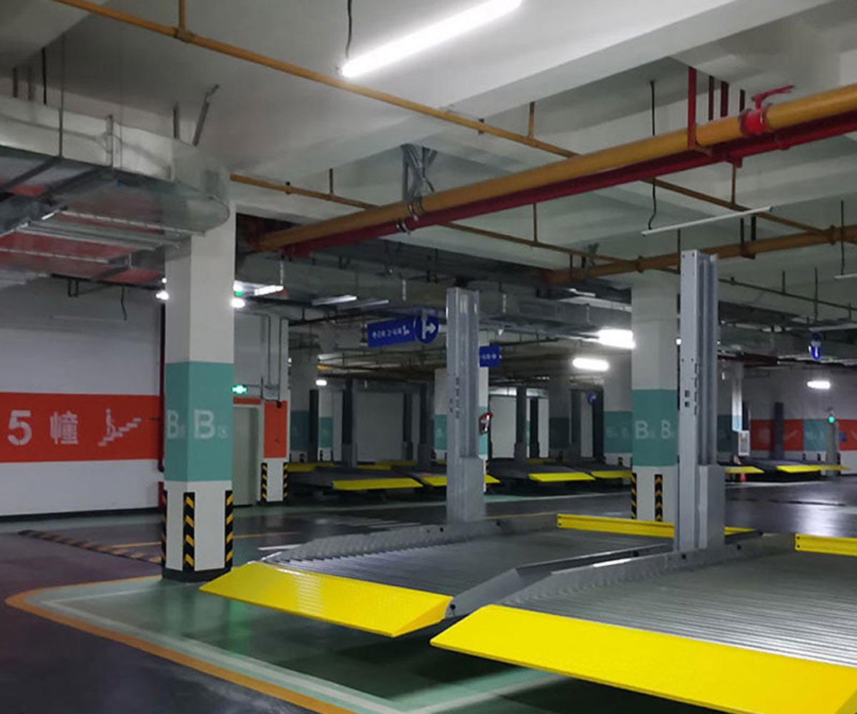 雙柱簡易升降機械式停車位租賃.jpg